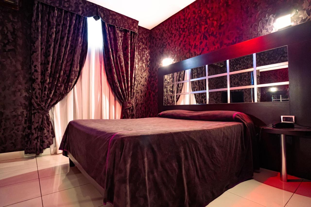 Marcantonio Hotel Giugliano In Campania Esterno foto